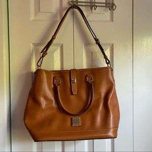 EUC Dooney & Bourke Large Shoulder Bag